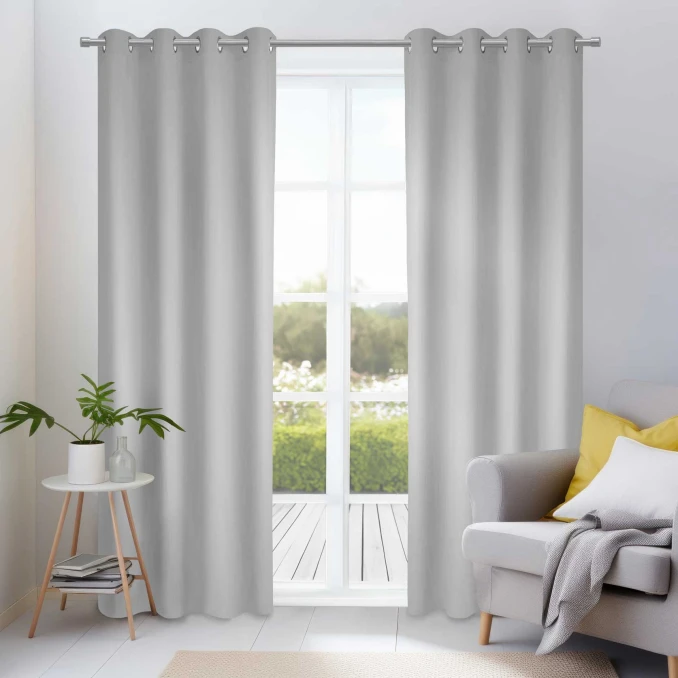 Termoizolační závěsy s očky